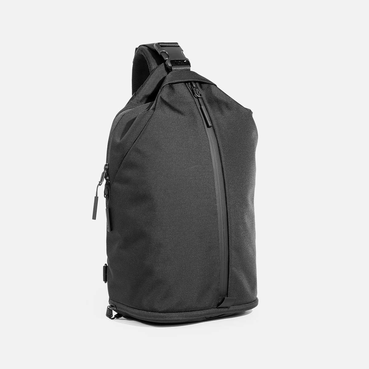 Sling Bag 3 Black | Aer ｜ エアー公式通販サイト
