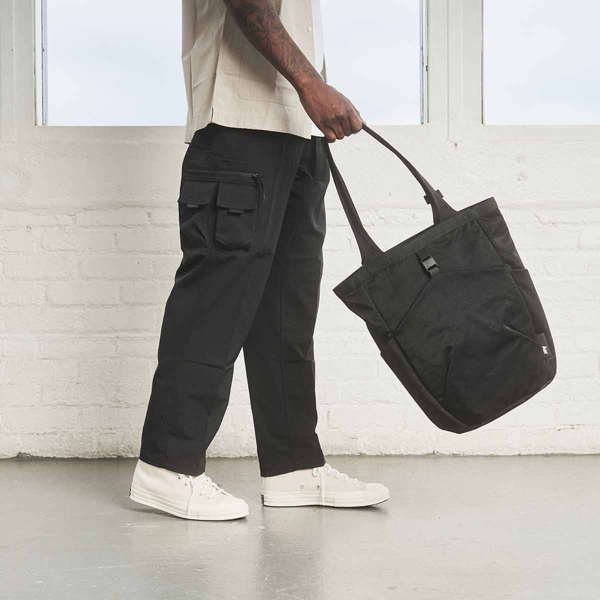Go Tote 2 Black | Aer ｜ エアー公式通販サイト