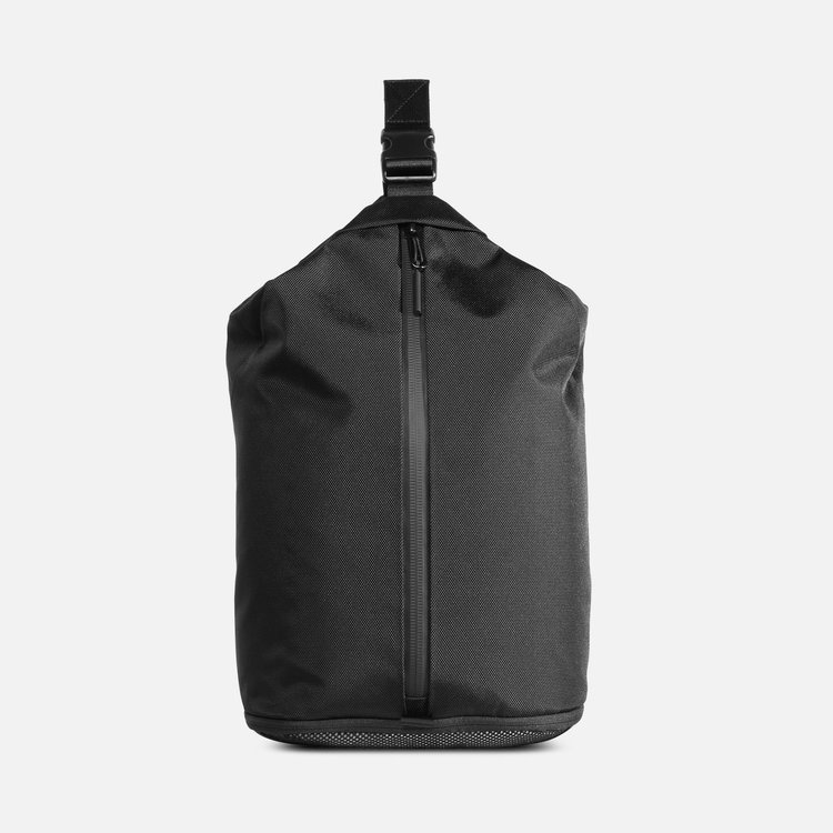 Sling Bag 2 Black | Aer ｜ エアー公式通販サイト